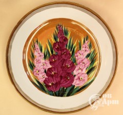 Декоративная тарелка "Гладиолусы"